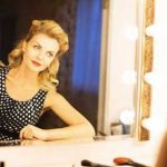 Pretty Blonde Woman backstage picture